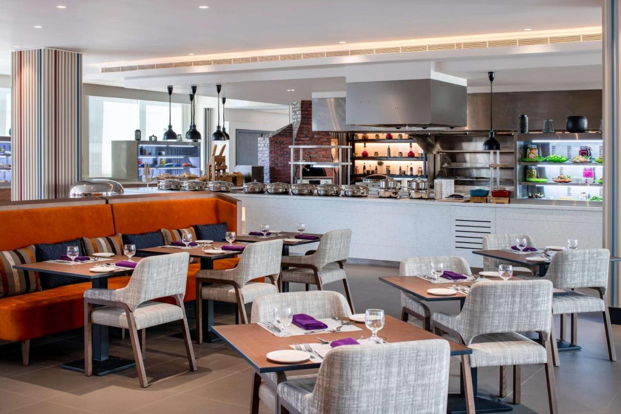 Doubletree Suites By Hilton - Riyadh Financial District Esterno foto