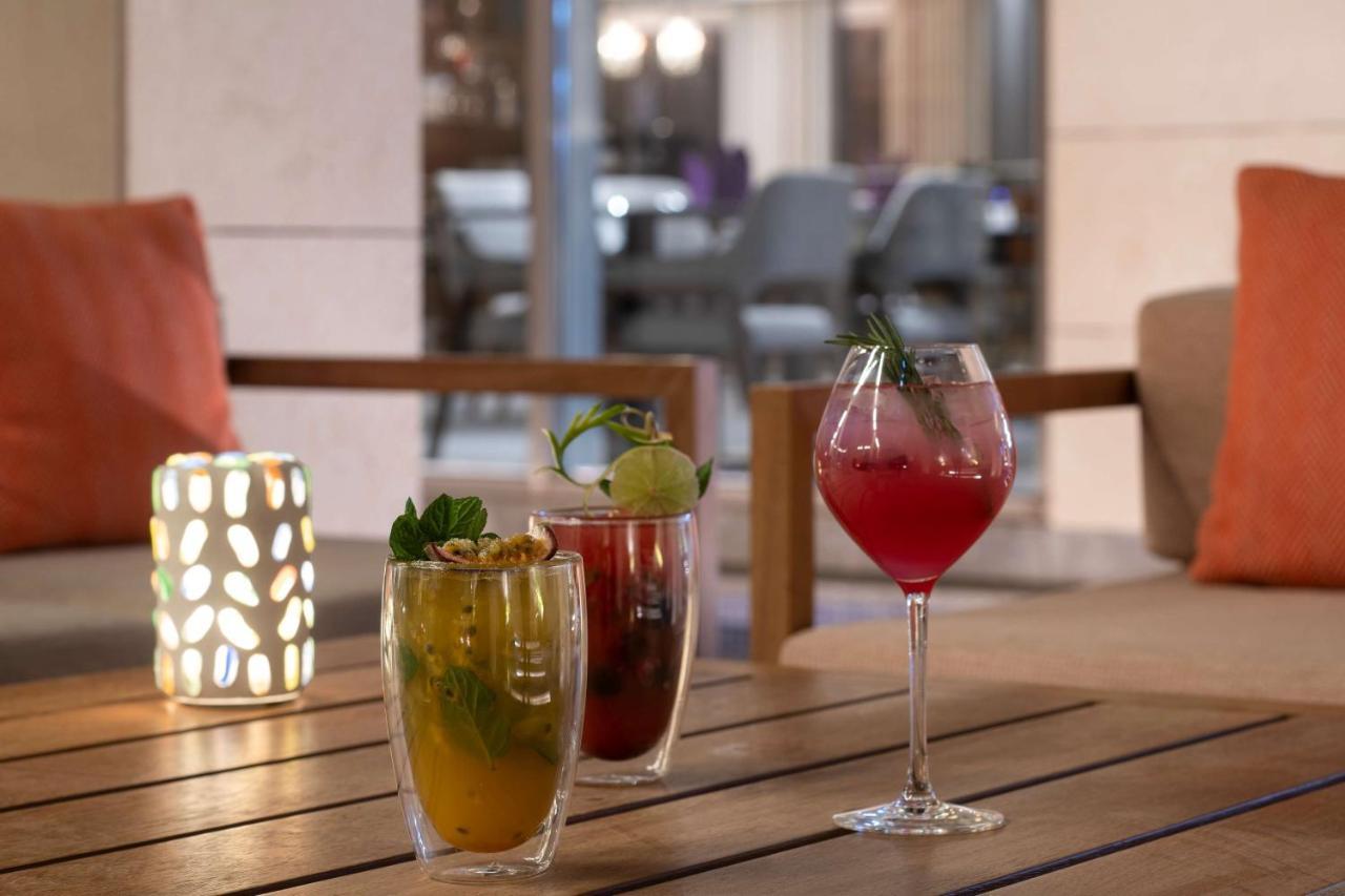 Doubletree Suites By Hilton - Riyadh Financial District Esterno foto