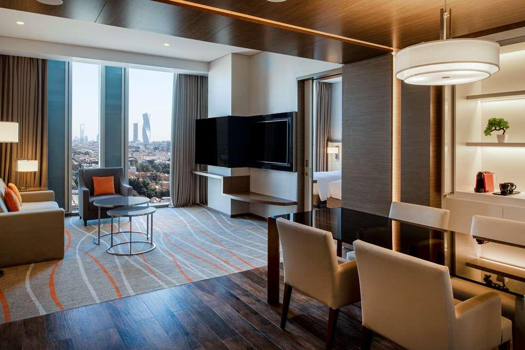 Doubletree Suites By Hilton - Riyadh Financial District Camera foto